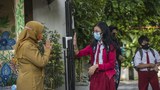 Indonesia Klaim COVID-19 Terkendali, Angka Positif Semakin Menurun