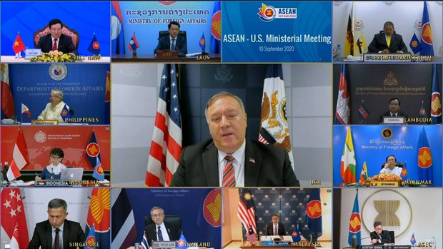 200910_ID_Pompeo_1000.jpg