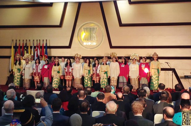 160815_ID_ASEAN_1000.jpg 160815_ID_ASEAN_1000.jpg