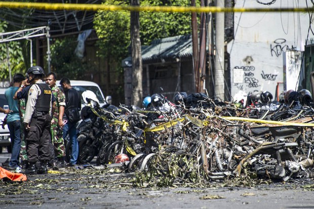 200305_ID_Tererorism_1000.jpg