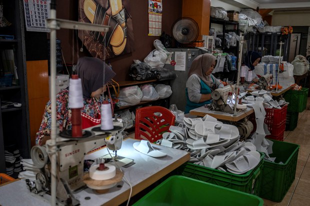 Ekonomi Indonesia Q2 tumbuh 5,44% di tengah ancaman resesi global Ekonomi Indonesia Q2 tumbuh 5,44% di tengah ancaman resesi global