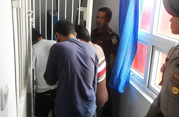 170510-ID-ACEH-GAY-TRIAL_620.jpeg
