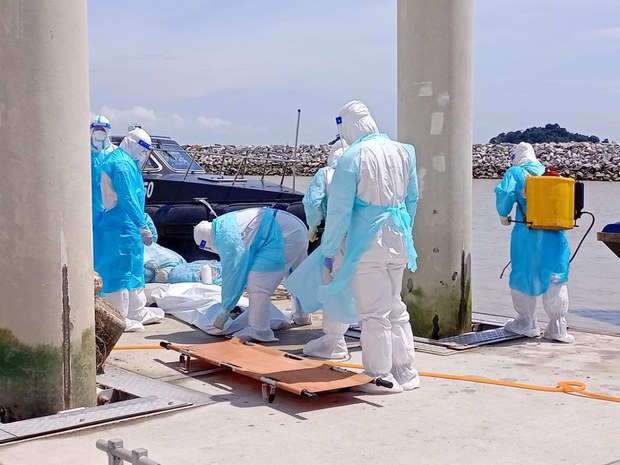 Polisi Tahan 5 Tersangka Penyelundup Pekerja Migran yang Tenggelam di Malaysia Polisi Tahan 5 Tersangka Penyelundup Pekerja Migran yang Tenggelam di Malaysia