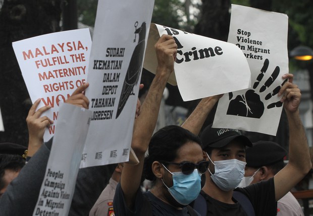 Pekerja migran Indonesia tuntut keadilan atas pemenjaraan cacat hukum di Malaysia Pekerja migran Indonesia tuntut keadilan atas pemenjaraan cacat hukum di Malaysia