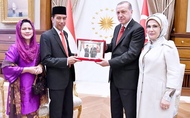 170707-INDO-jokowi-620.jpg