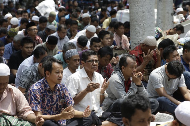200303_ID_Prayers_ISISattack_1000.jpg