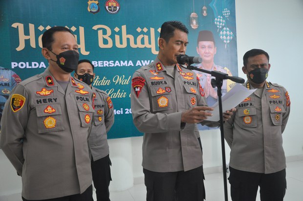 Polisi tangkap lagi 2 terduga anggota ISIS pendukung MIT, total 26 ditahan Polisi tangkap lagi 2 terduga anggota ISIS pendukung MIT, total 26 ditahan