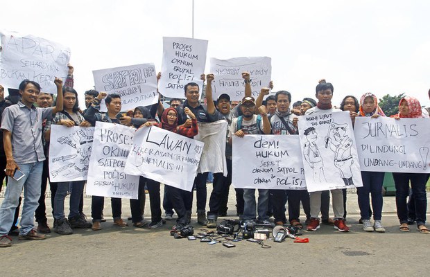 171919_ID_Journalists_1000.jpg 171919_ID_Journalists_1000.jpg