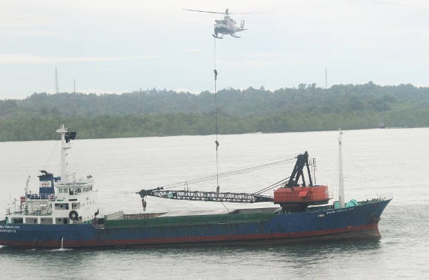 ID_MY_PH_patrols1_620.jpg ID_MY_PH_patrols1_620.jpg