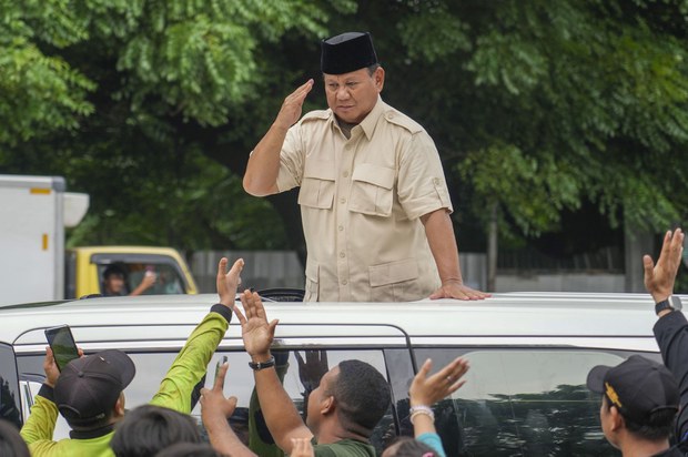 Jokowi beri selamat kepada Prabowo-Gibran, rival klaim terjadi kecurangan Jokowi beri selamat kepada Prabowo-Gibran, rival klaim terjadi kecurangan