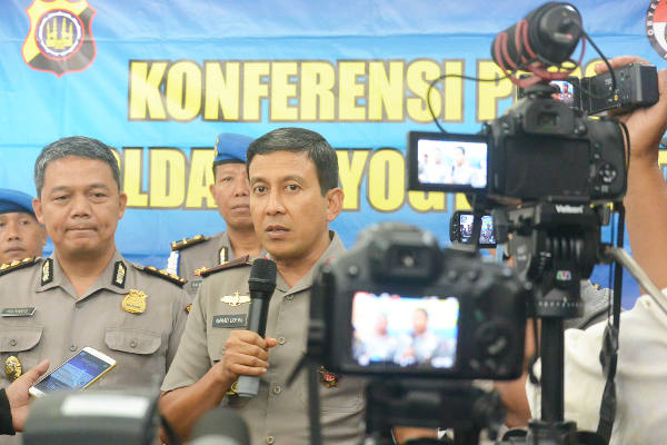Kapolda DIY, Brigjen. Pol. Ahmad Dhofiri saat memberikan keterangan kepada wartawan di Mapolda setempat, 12 Februari 2018. (Kusumasari Ayuningtyas/BeritaBenar)