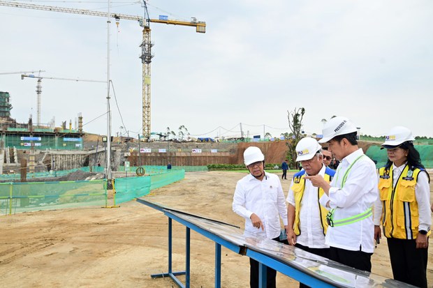 Jokowi luncurkan sejumlah proyek, tandai pembangunan komersial di IKN Nusantara