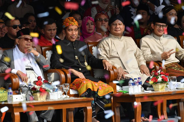 180925_ID_JokowiPrabowo_1000.jpg