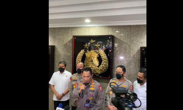 Akan dipanggil DPR, Kapolri bentuk tim khusus usut kematian polisi di rumah jenderal Akan dipanggil DPR, Kapolri bentuk tim khusus usut kematian polisi di rumah jenderal