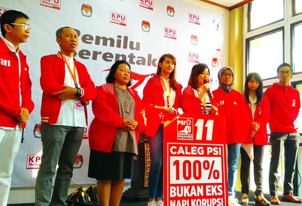 180725_ID_Perempuan_1000.jpg