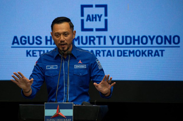 Pemerintah Tunggu Laporan Kedua Pihak Untuk Memutuskan Konflik Partai Demokrat Pemerintah Tunggu Laporan Kedua Pihak Untuk Memutuskan Konflik Partai Demokrat
