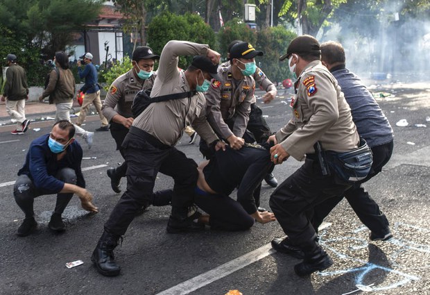 HRW: Kebebasan Berpendapat di Indonesia Menurun HRW: Kebebasan Berpendapat di Indonesia Menurun