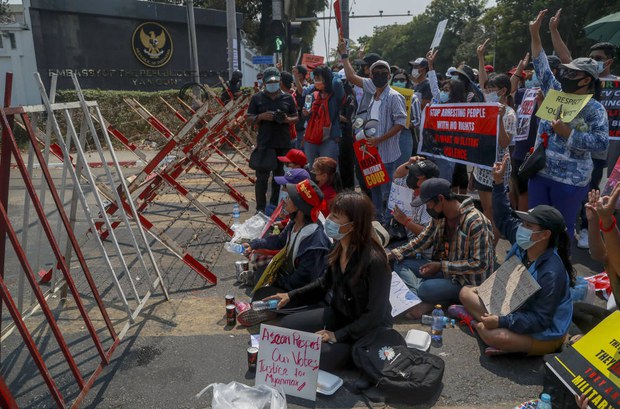 Laporan Media Sebut Menlu Rencanakan Perjalanan ke Myanmar