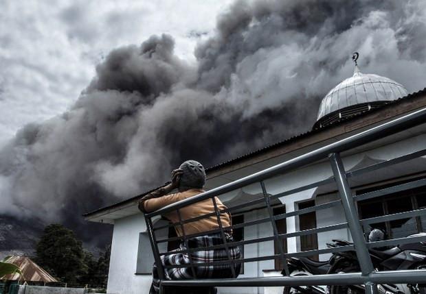 150616_ID_PARAMITA_GUNUNG_SINABUNG_700.jpg