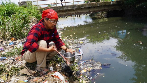 Aktivis Lingkungan: Sungai di Jawa Sedang Sakit Aktivis Lingkungan: Sungai di Jawa Sedang Sakit