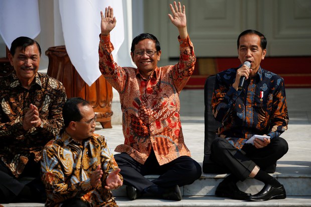 Sebut hindari konflik kepentingan, cawapres Mahfud MD akan mundur dari jabatan menteri Sebut hindari konflik kepentingan, cawapres Mahfud MD akan mundur dari jabatan menteri