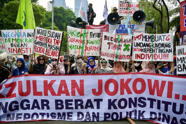 Masyarakat tuntut pengusutan kecurangan pemilu yang 'struktural dan sistematis' Masyarakat tuntut pengusutan kecurangan pemilu yang 'struktural dan sistematis'