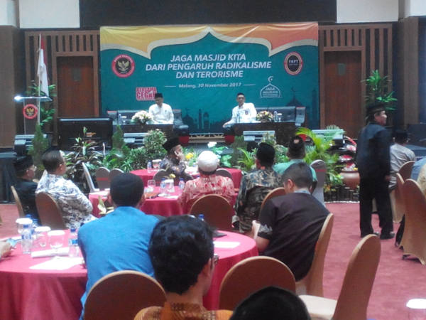 150 takmir masjid di Jawa Tengah dan Jawa Timur menjadi peserta dalam forum diskusi pengaruh radikalisme dan terorisme yang digelar Badan Nasional Penanggulangan Terorisme (BNPT) di Malang, Jawa Timur, 30 November, 2017. (Eko Widianto/BeritaBenar).