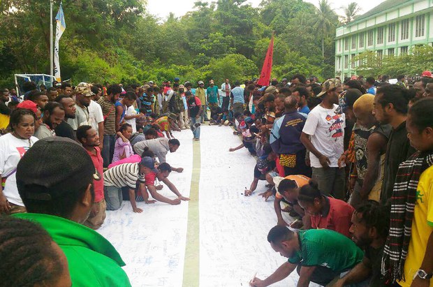 161201_ID_Papua_1000.jpg 161201_ID_Papua_1000.jpg
