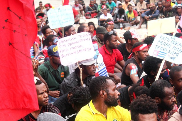 160617-ID-papua-620.jpg 160617-ID-papua-620.jpg