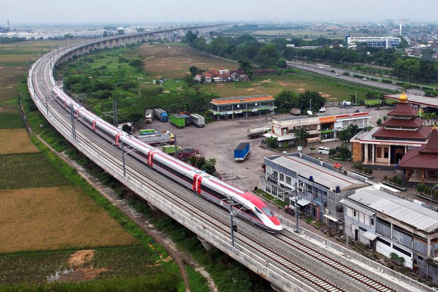 Indonesia, China sepakat danai pembengkakan biaya Rp18 triliun proyek kereta cepat