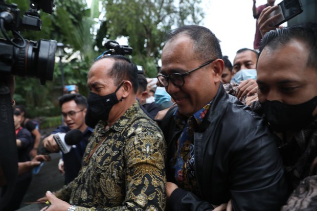 Pemerintah blokir rekening ayah Mario Dandy senilai Rp 500 miliar Pemerintah blokir rekening ayah Mario Dandy senilai Rp 500 miliar