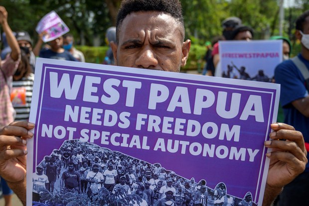 Pemerintah Papua akan negosiasi untuk selamatkan pilot Susi Air Pemerintah Papua akan negosiasi untuk selamatkan pilot Susi Air