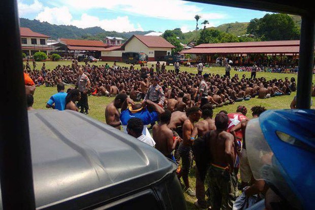 160503_ID_Papua_1000.jpg 160503_ID_Papua_1000.jpg