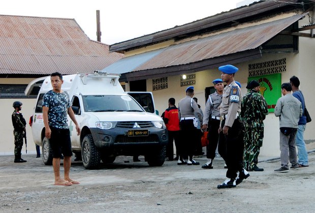 160315_ID_Poso_1000 160315_ID_Poso_1000