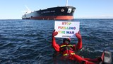 Kapal Pertamina dengan Minyak Rusia Lanjutkan Perjalanan Usai Blokade Greenpeace