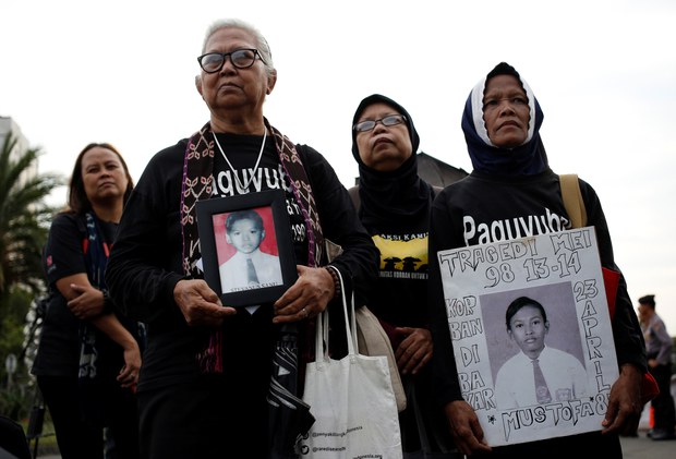Presiden nyatakan penyesalan atas pelanggaran HAM berat masa lalu Presiden nyatakan penyesalan atas pelanggaran HAM berat masa lalu