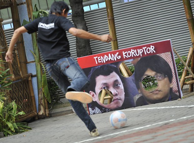 tendangkoruptor_1000.jpg