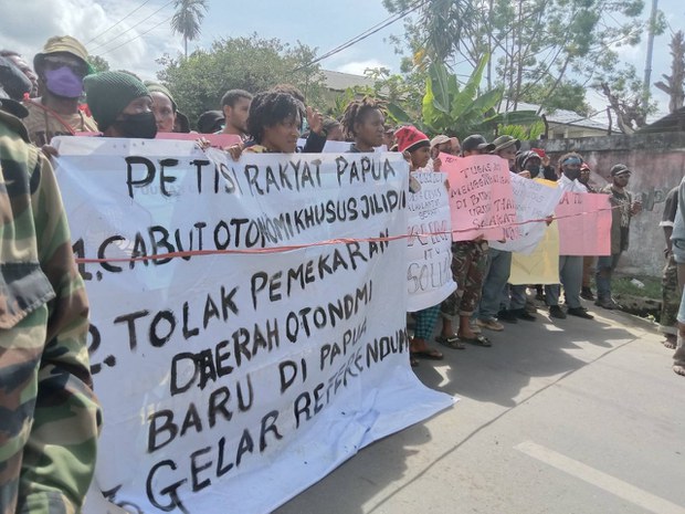 Indonesia resmikan provinsi ke-6 di Papua, aktivis nilai sebagai penggusuran warga asli