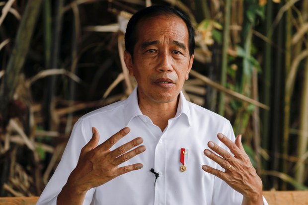 Survei: Jokowi Masih Populer di Tengah Persepsi Menurunnya Demokrasi, Ekonomi
