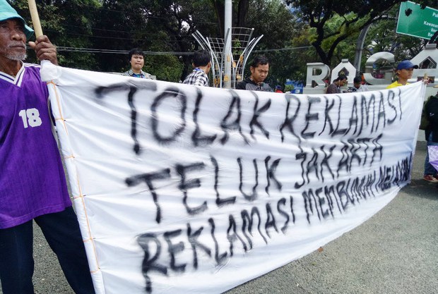 160922_ID_Jakartareclamation_1000.jpg