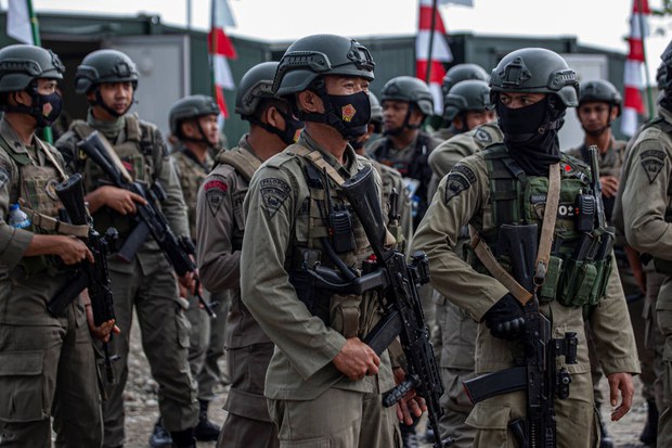 Kontak Senjata dengan Mujahidin Indonesia Timur di Poso, 1 Brimob Tewas Kontak Senjata dengan Mujahidin Indonesia Timur di Poso, 1 Brimob Tewas