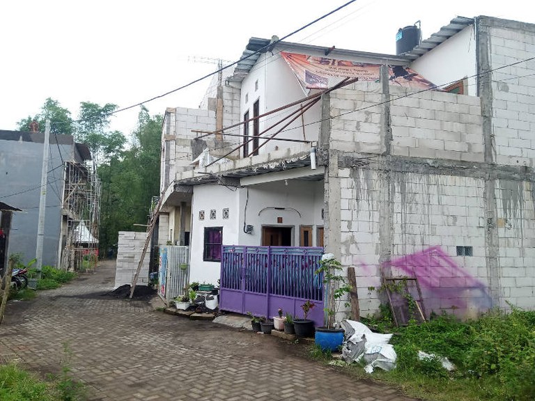 Rumah terduga militan bernama Budi Suryono (41) di Desa Sekarpuro, Kecamatan Pakis, Kabupaten Malang, Jawa Timur, 3 Maret 2021. [Eko Widianto/BenarNews]