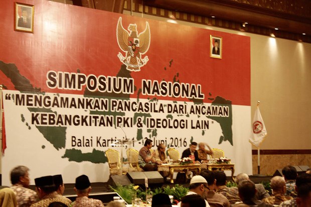 160601_ID_Anticommunism_1000.jpg