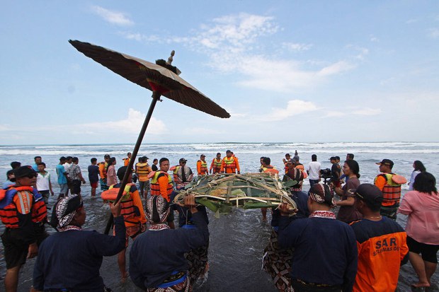 181015_ID_Ritual_1000.jpg