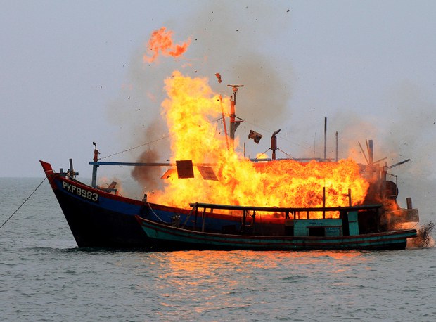 150818_ID_ISMIRA_ILLEGAL FISHING_700.jpg 150818_ID_ISMIRA_ILLEGAL FISHING_700.jpg