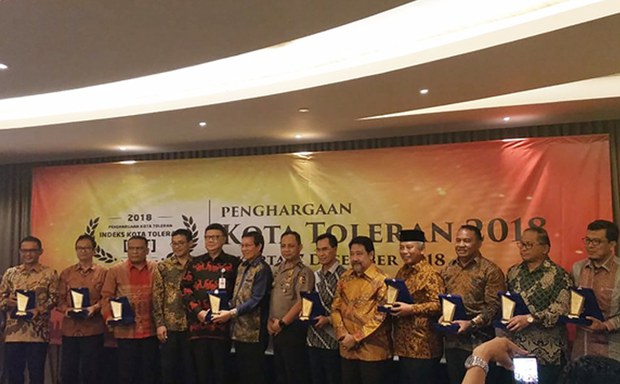181207-ID-Tolerance-1000.jpg 181207-ID-Tolerance-1000.jpg