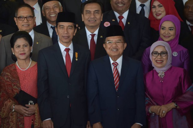 171017_ID_Jokowi_1000.jpg