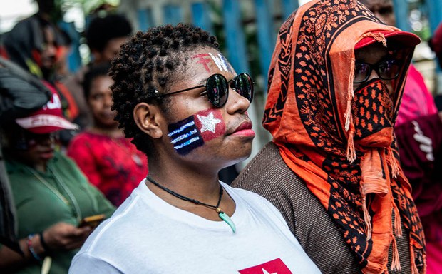 Papua-head-1000.jpg
