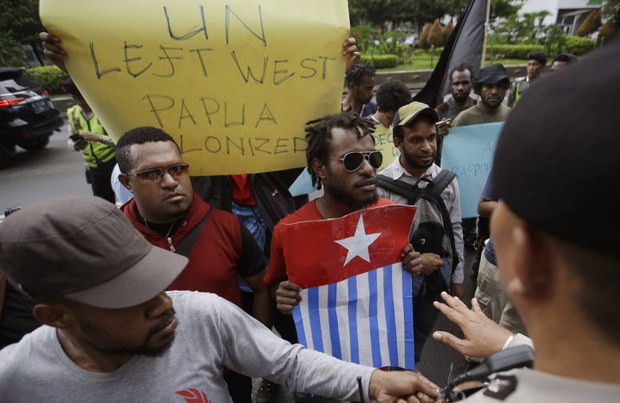 171113_id_PAPUA_1000a.jpg