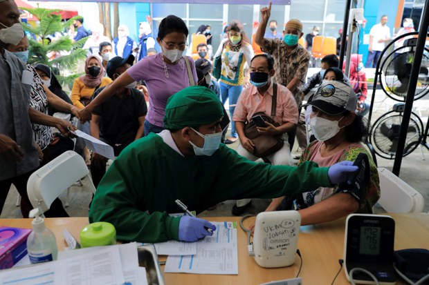 Indonesia berikan izin penggunaan darurat vaksin COVID-19 buatan dalam negeri Indonesia berikan izin penggunaan darurat vaksin COVID-19 buatan dalam negeri